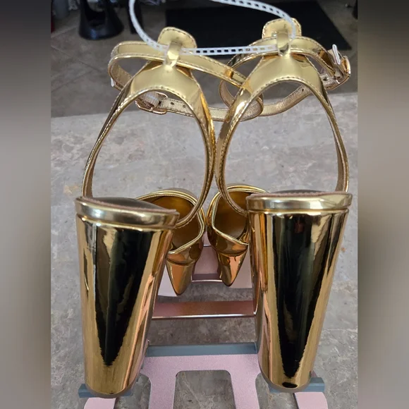 Antonio Melani x Nat Note Pia Mirror Metallic Platform Pumps. Gold  (Size 9) - Picture 6 of 15